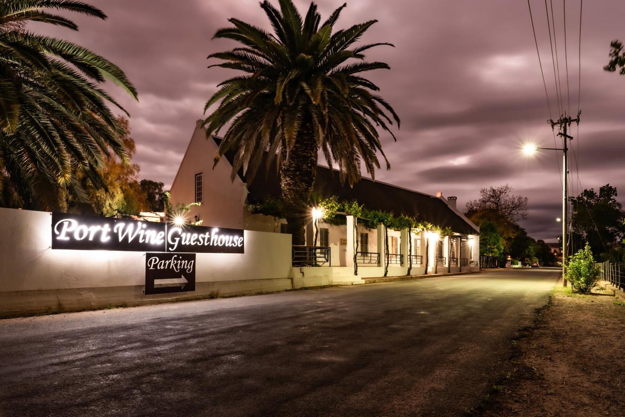 Port Wine Guesthouse Calitzdorp Extérieur photo